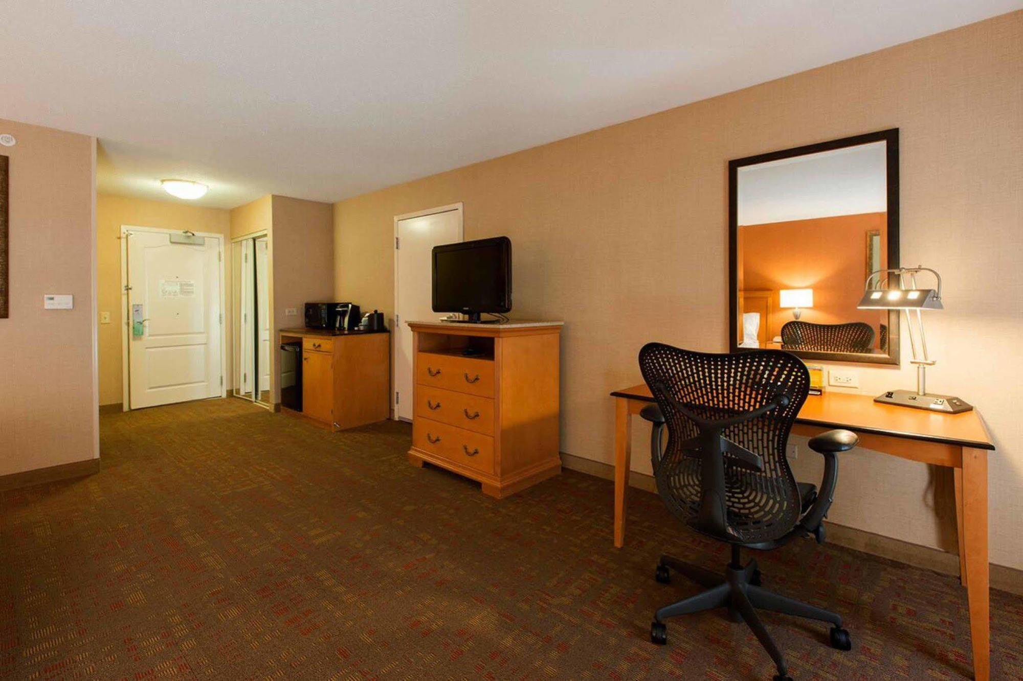 Hilton Garden Inn Chicago/Тинли-Парк Экстерьер фото